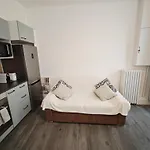 דירה Notre Dame In Latin Quarter Stylish Flat For 6 פריז