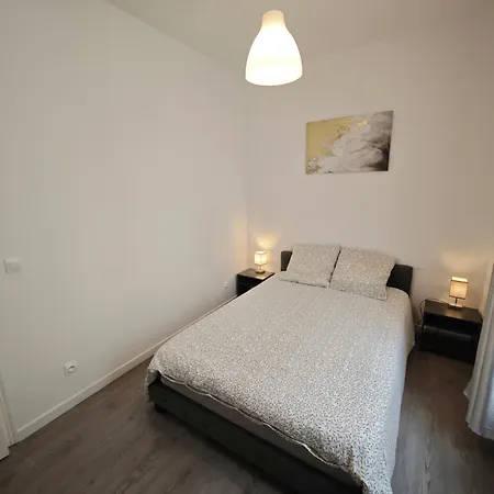 Lägenhet Notre Dame In Latin Quarter Stylish Flat For 6 Paris