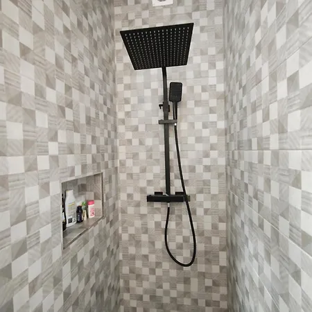 Notre Dame In Latin Quarter Stylish Flat For 6 *