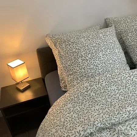 Notre Dame In Latin Quarter Stylish Flat For 6