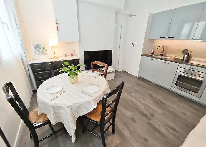 Notre Dame In Latin Quarter Stylish Flat For 6 Apartman Párizs